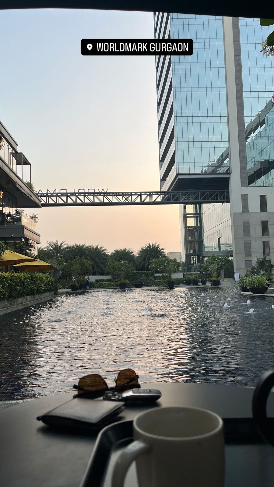 Outdoor Cofee, Starbucks Worldmark Gurgaon